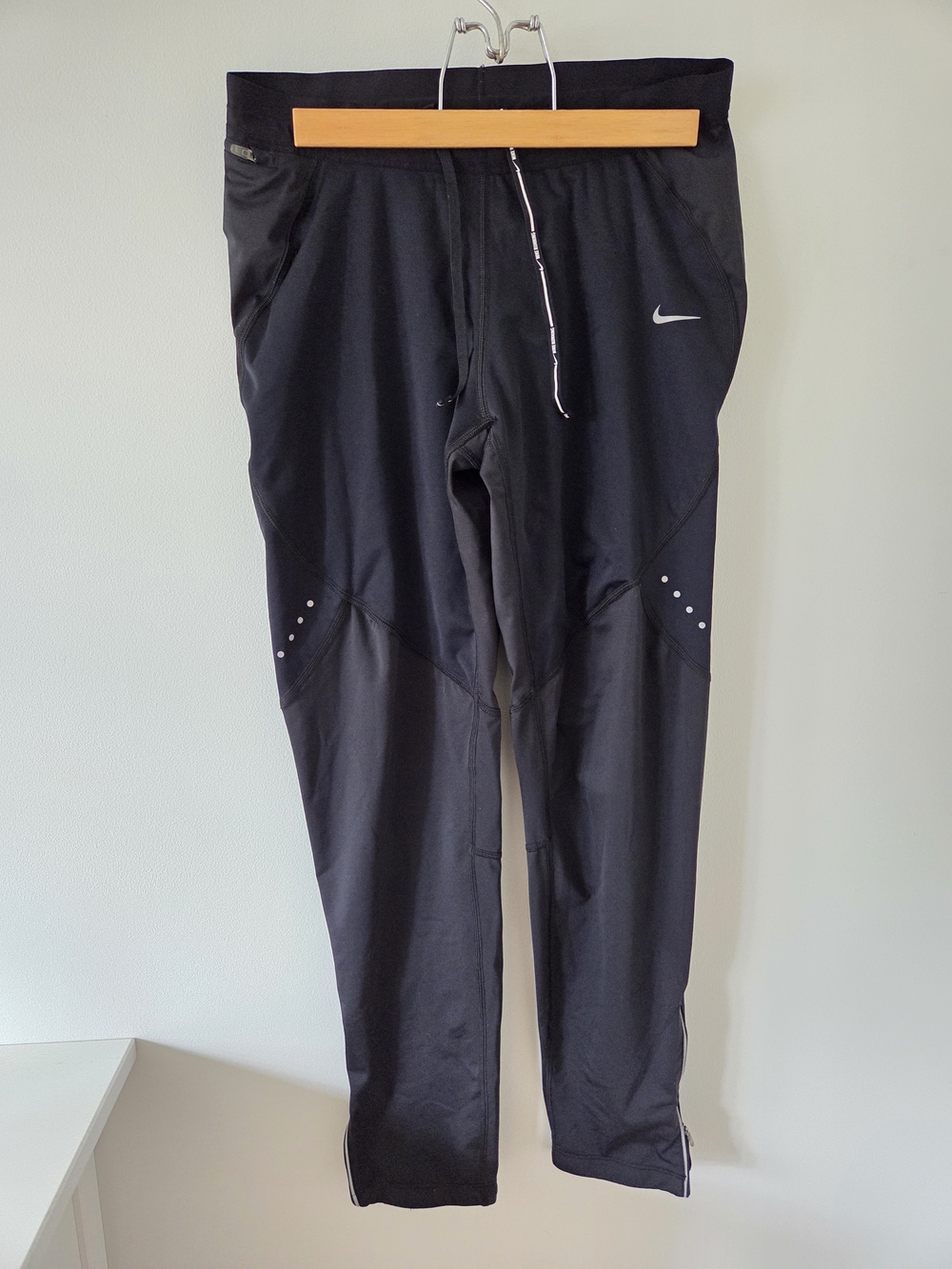Nike Dri-FIT Running Reflective Tapered Track Pants Black Medium M